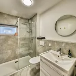 Modernes Grosses Zentrumsnah Business Und Urlaub Aschaffenburg
